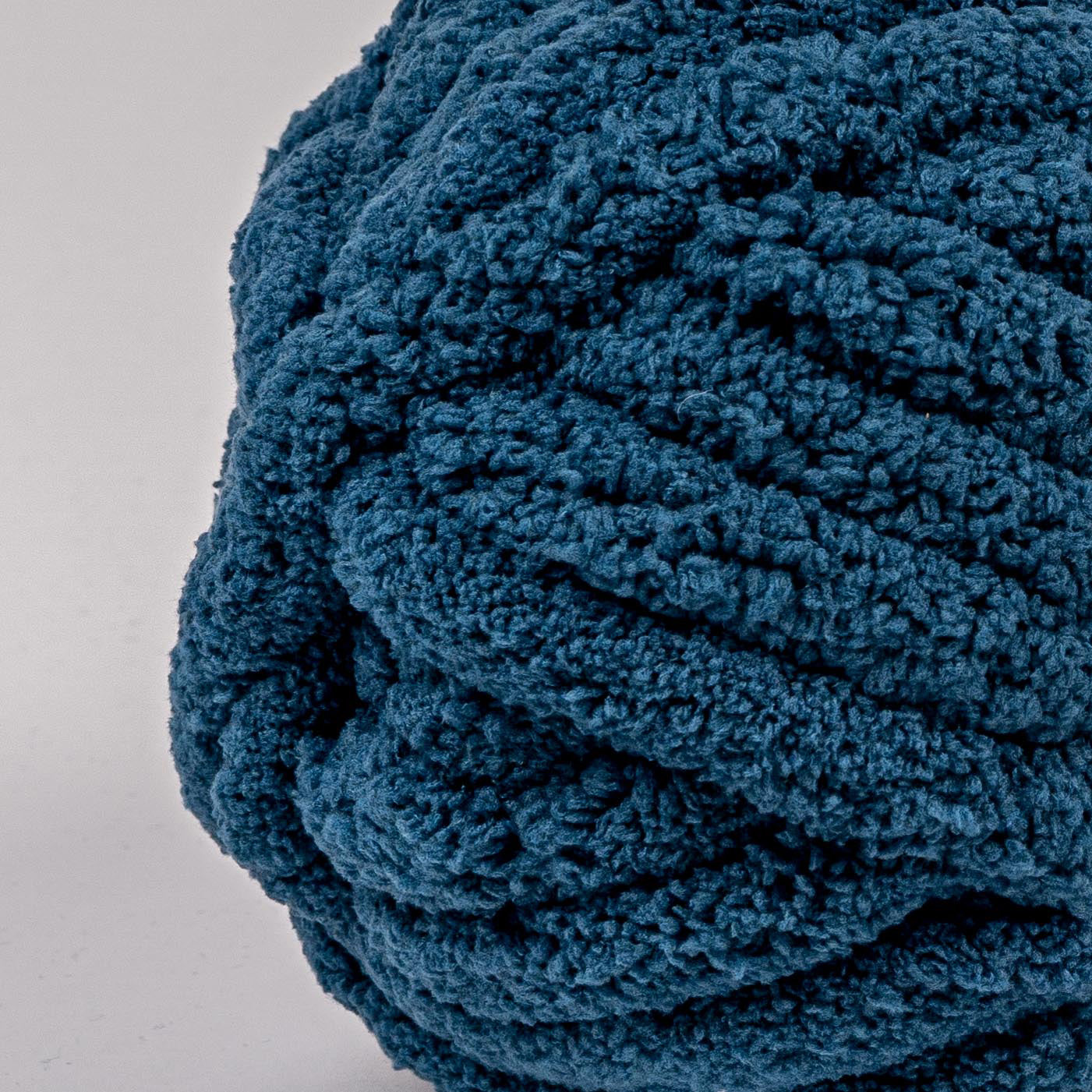 Chunky Chenille 10.5 oz