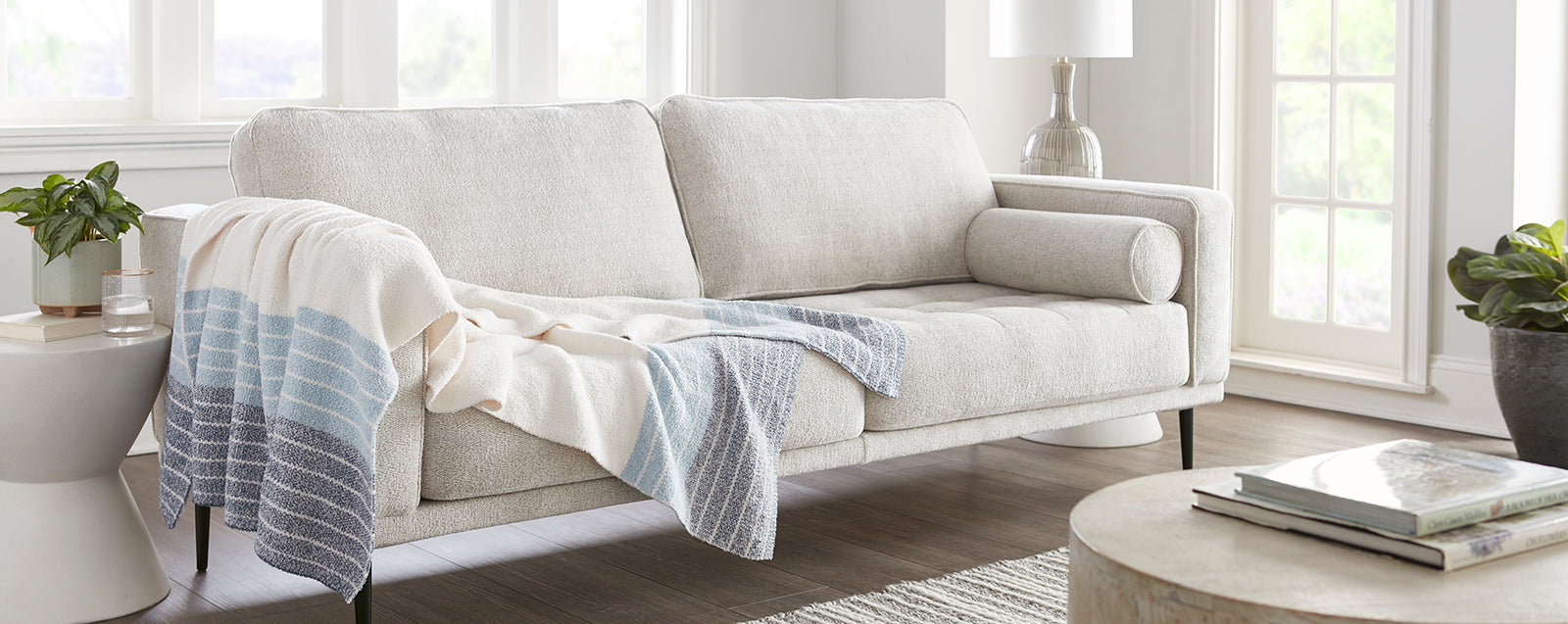 Heathered Border Stripe Cozy Knit Throw
